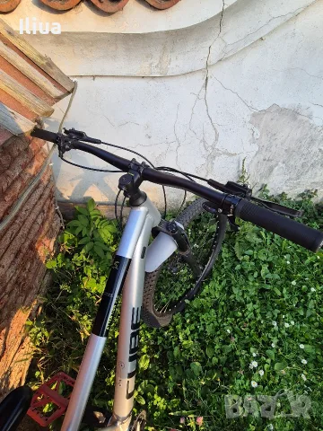 Продава се cube attention slx 27.5 цола S рамка, снимка 4 - Велосипеди - 55334532