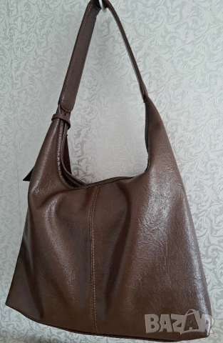 Ежедневни дамски чанти, снимка 4 - Чанти - 54319375