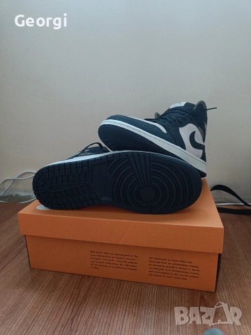 Jordan 1 mid SE Navy Blue/Olive/Beige, снимка 5 - Маратонки - 55185705
