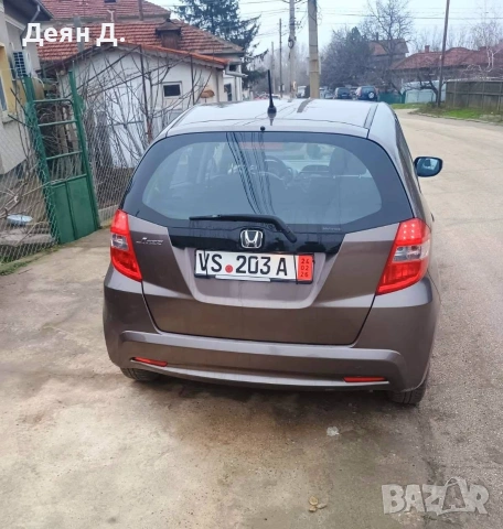 Honda Jazz 1.2 90кс 2011г., снимка 3 - Автомобили и джипове - 55149279