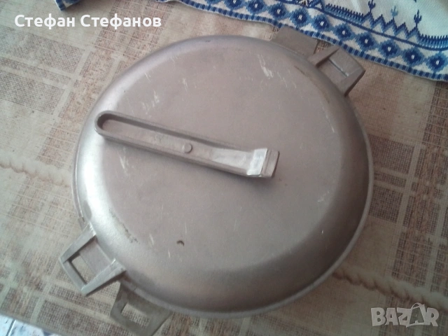 Продавам алуминиев тиган с капак, снимка 3 - Съдове за готвене - 55052797