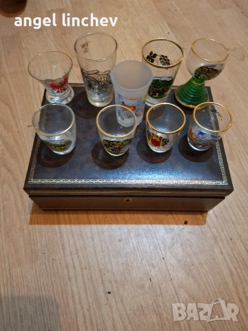 сервиз за ценители на ракия и допълнителни чашки , снимка 3 - Антикварни и старинни предмети - 54175109