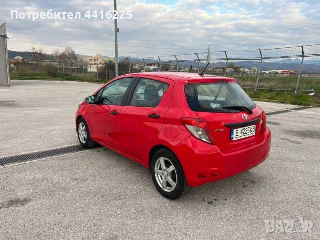 Toyota Yaris 1.3 VVT-i 6sp, снимка 10 - Автомобили и джипове - 54037256
