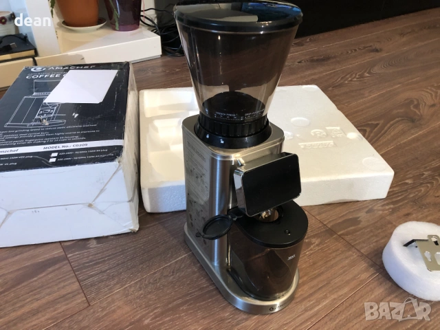 Електрическа мелачка за кафе, снимка 5 - Кафемашини - 54183602