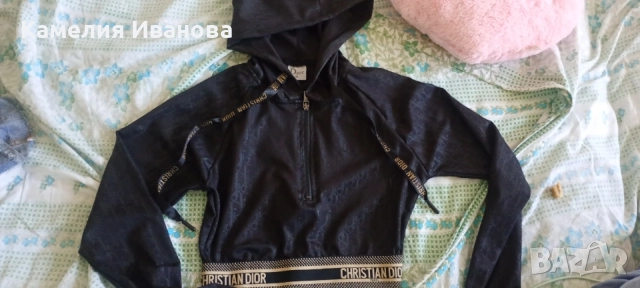 Промоция!!!Различни модели блузи на Dior,Guess,Nike,+подарък