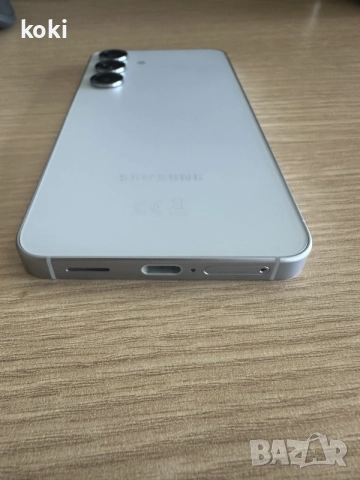 Samsung GALAXY S25 256GB ICY BLUE, 12 GB RAM, снимка 3 - Samsung - 55571410