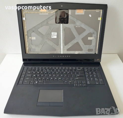 Dell Alienware 17 R4 на части