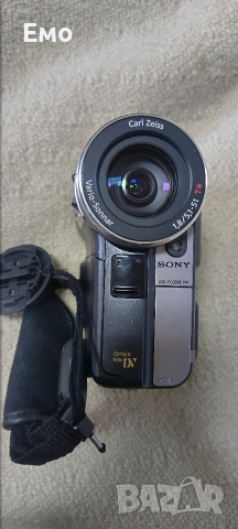 Камкордер Sony DCR-PC330E, снимка 5 - Камери - 54298473