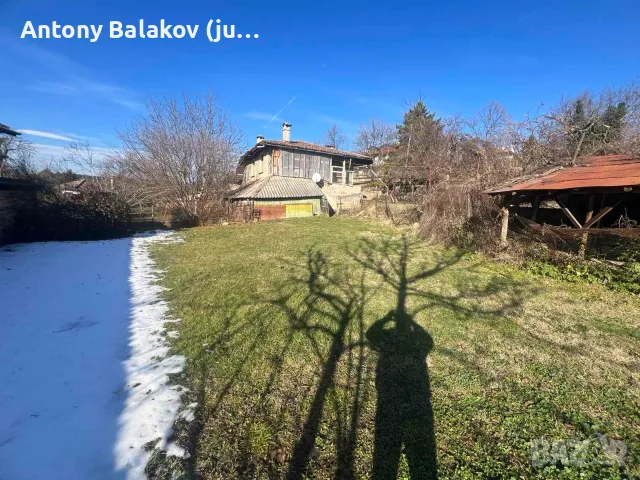 Продавам къща с 2 декара двор, снимка 7 - Къщи - 55661380