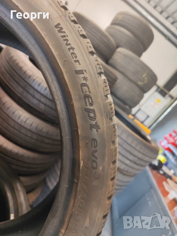 2бр.зимни гуми 225/40/18 Hankook, снимка 4 - Гуми и джанти - 54717953