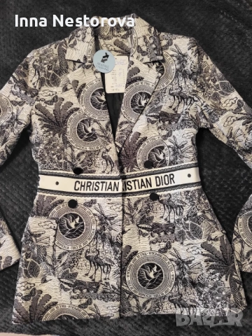 Яке на Christian Dior 
