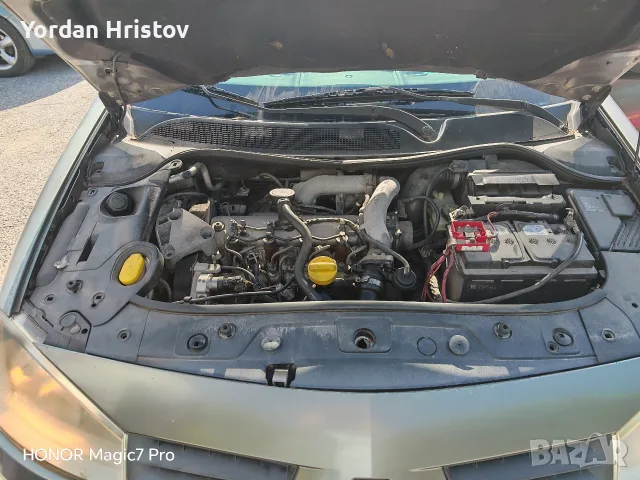 Рено Меган 1.9 DCI 2004, снимка 14 - Автомобили и джипове - 55424193