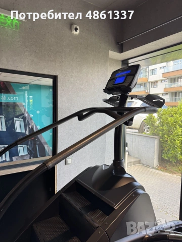 Професионален степер / стълби StairMaster — отлично състояние, снимка 2 - Фитнес уреди - 55001868