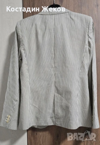 . Дамски блейзър на вертикални райета 🖤 Massimo Dutti. 🖤 Като ново. , снимка 2 - Сака - 54543952