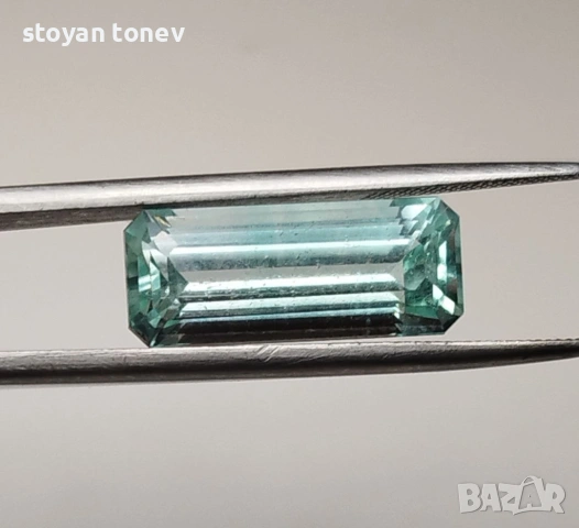  Зашеметяващ естествен изумруд 4,96 карата с жив блясък и голям размер! Сертификат!, снимка 8 - Други - 54168684