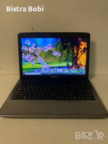 Лаптоп , снимка 2 - Лаптопи за работа - 54367656