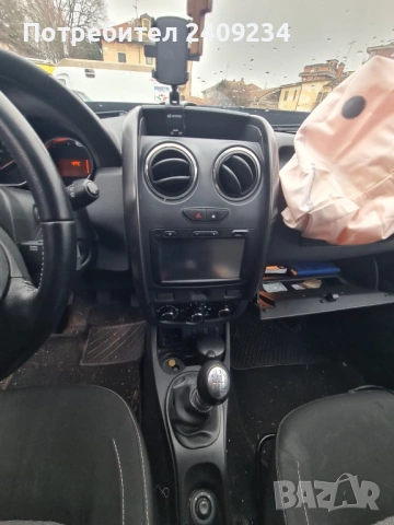 Dacia Duster 1.5 dci 110кс, снимка 13 - Автомобили и джипове - 53991974