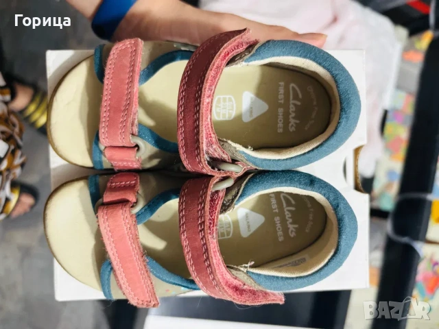 Обувки оригинални Clarks за бебе, снимка 2 - Детски сандали и чехли - 54576910