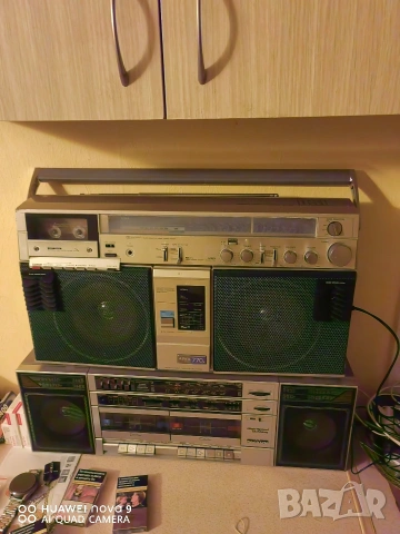 Aiwa CS-770/Sharp GF - 560, снимка 2 - Радиокасетофони, транзистори - 54185494