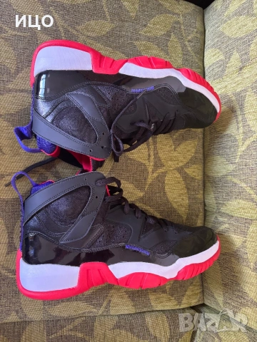Нови мъжки баскетболни обувки Jordan Jumpman Two Trey, снимка 5 - Маратонки - 54325525