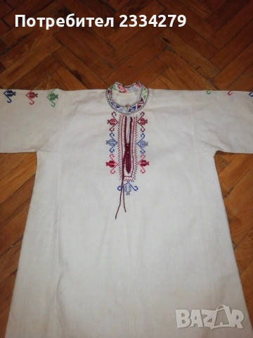 Част на традиционна женска носия: фуста или част от,,сая". Риза ,,роба" с бродерии. , снимка 9 - Антикварни и старинни предмети - 53955031