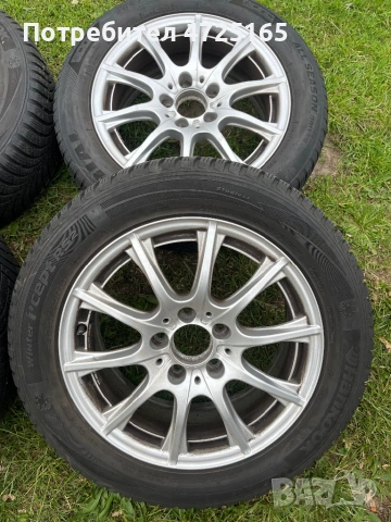 Оригинални 16” джанти Mercedes с зимни гуми 205/55 R16., снимка 2 - Гуми и джанти - 54825241