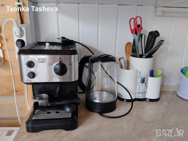 Продава се позиционирана каравана на къмпинг Якото място нова част с платен годишен наем за 2026 г , снимка 4 - Квартири, нощувки - 55081117