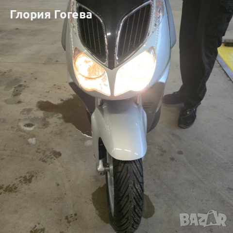 Aprilia Sportcity 200, снимка 8 - Мотоциклети и мототехника - 54072061