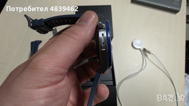 Продавам Huawei Watch Ultimate Blue, снимка 5 - Смарт часовници - 54687914