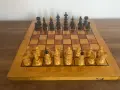 Шах с дървени фигури, снимка 1