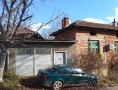 Селска къща с пристройка и сайвант в село Ломец, снимка 6