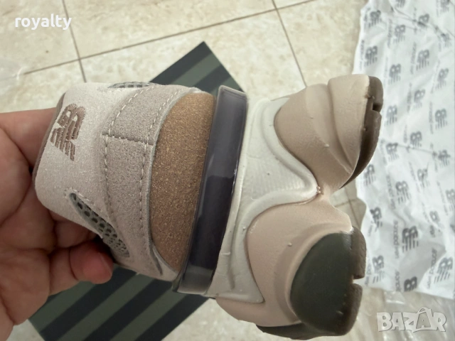 New Balance 9060 Нови Оригинални Дамски Маратонки 36-42 Номер , снимка 3 - Маратонки - 54857456