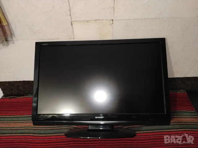 Продавам телевизор SHARP LC-37D44E, снимка 2 - Телевизори - 55434906