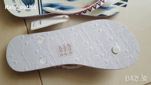 Оригиналн, нови в кутия дамски джапанки Pepe Jeans - 37,38,39, снимка 3 - Джапанки - 54800000