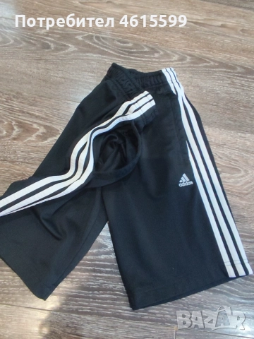 панталони на Adidas , снимка 3 - Детски къси панталони - 54990319