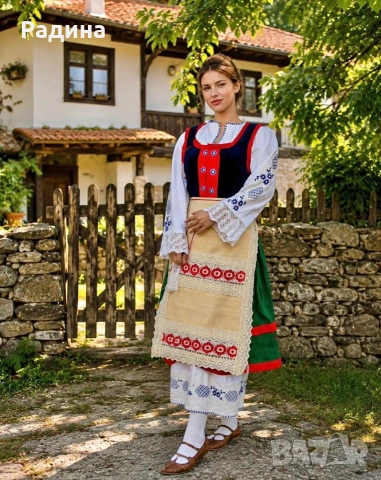 Народна носия много запазена С размер 