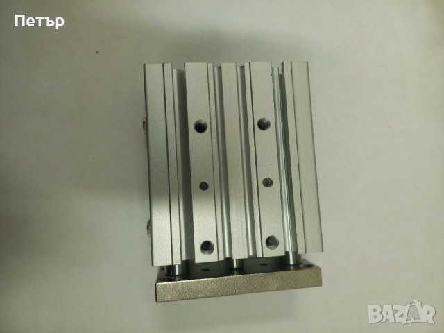 Пневматичен направляван линеен цилиндър . FESTO DFM-16-40-B-PPV-A-GF, снимка 6 - Резервни части за машини - 54743061