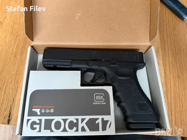 Въздушен пистолет Glock 17 Blowback, снимка 4 - Въздушно оръжие - 55656582