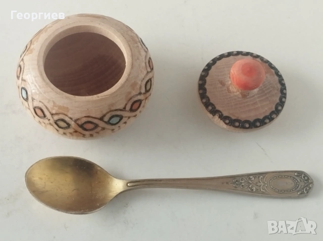 Кошници,Поставки за яйца.Престилки ,съдове за кухня., снимка 8 - Аксесоари за кухня - 51786042