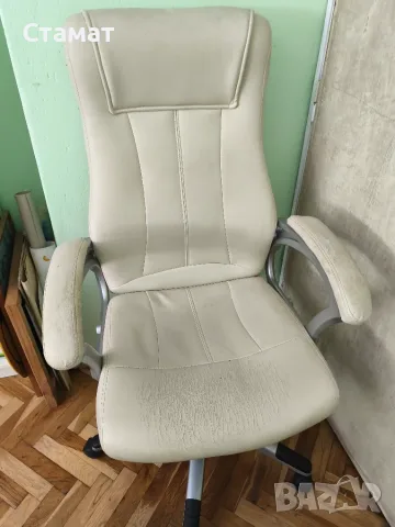 Кожен Геймърски офис стол бял