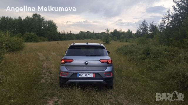VW T-Roc 2.0 * FACELIFT* Keyless* DIST*, снимка 2 - Автомобили и джипове - 54986540