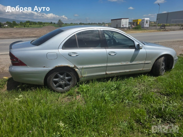 ***Само на части*** Mercedes C220 cdi W203, automat, sedan  , снимка 3 - Автомобили и джипове - 54595104