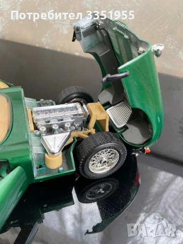 Ретро модел на jaguar E 1961 1/18, снимка 11 - Колекции - 54199022