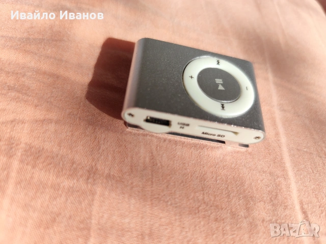 Спортен мини mp3 player щипка ,слушалки и адаптер, снимка 4 - MP3 и MP4 плеъри - 17378772