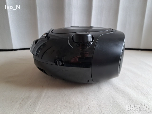 Радио Philips AZ 382 / CD/ MP3/ USB/ AUX., снимка 4 - Радиокасетофони, транзистори - 54430581