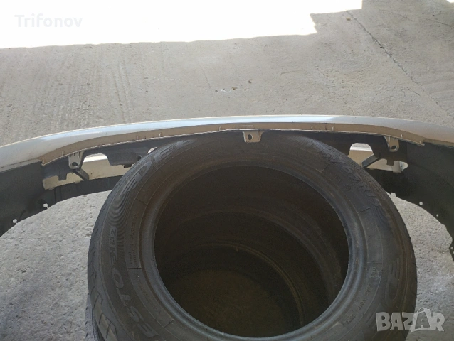 Оригинална предна броня Toyota Hilux 2005-2009, снимка 11 - Части - 54729502
