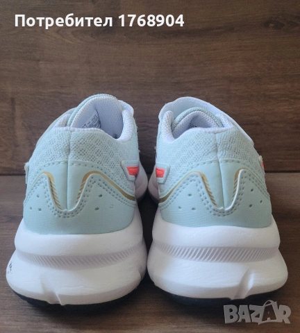 Като нови!Детски маратонки Asics-32номер, снимка 4 - Детски маратонки - 54014676