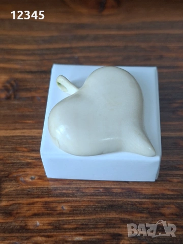 Стар медальон/висулка слонова кост, снимка 5 - Колиета, медальони, синджири - 54124900