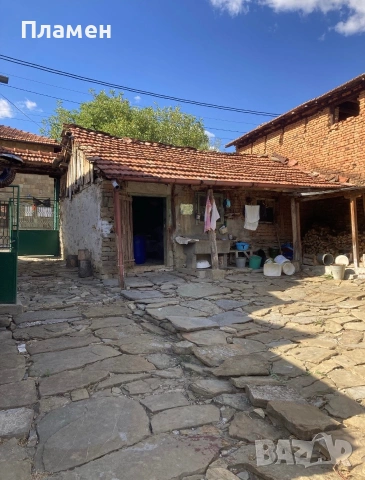 Къща с двор и геран, снимка 2 - Къщи - 55094937