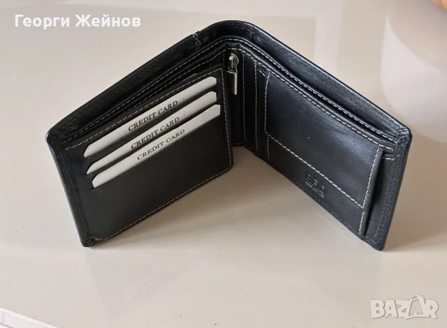 Мъжки портфейл от естествена кожа с RFID защита